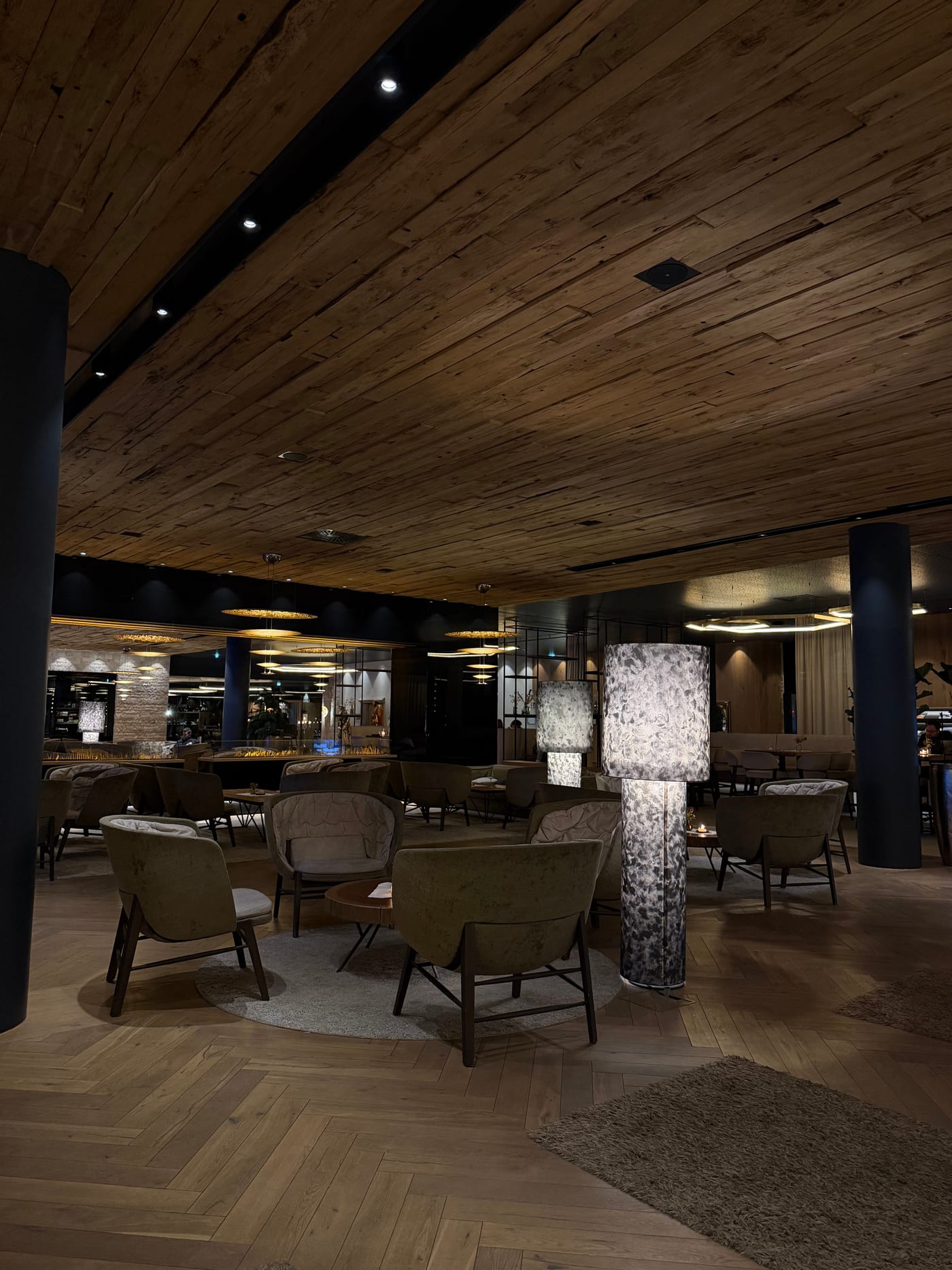 Shopping in the Alps: what to bring home that is not a souvenir